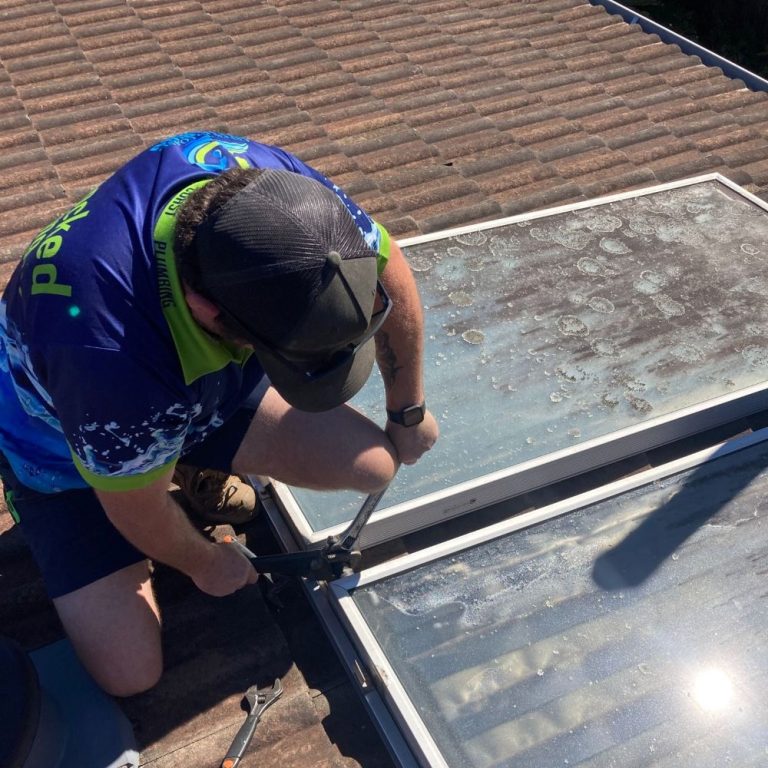 Solar Hot Water Service 768×768